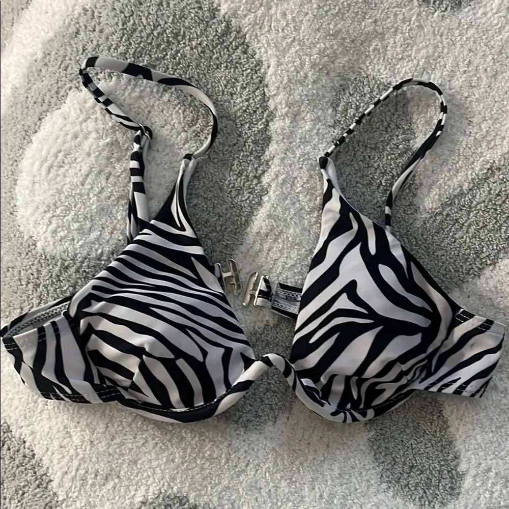 SHEIN Zebra Print Bikini - Black and White - Picture 1 of 2